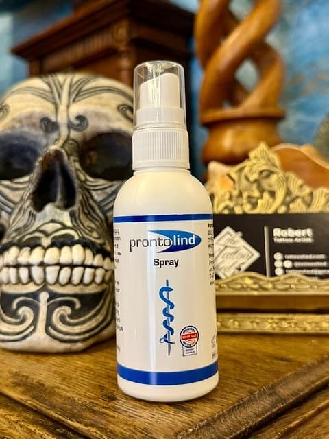 A bottle of Prontolind piercing spray